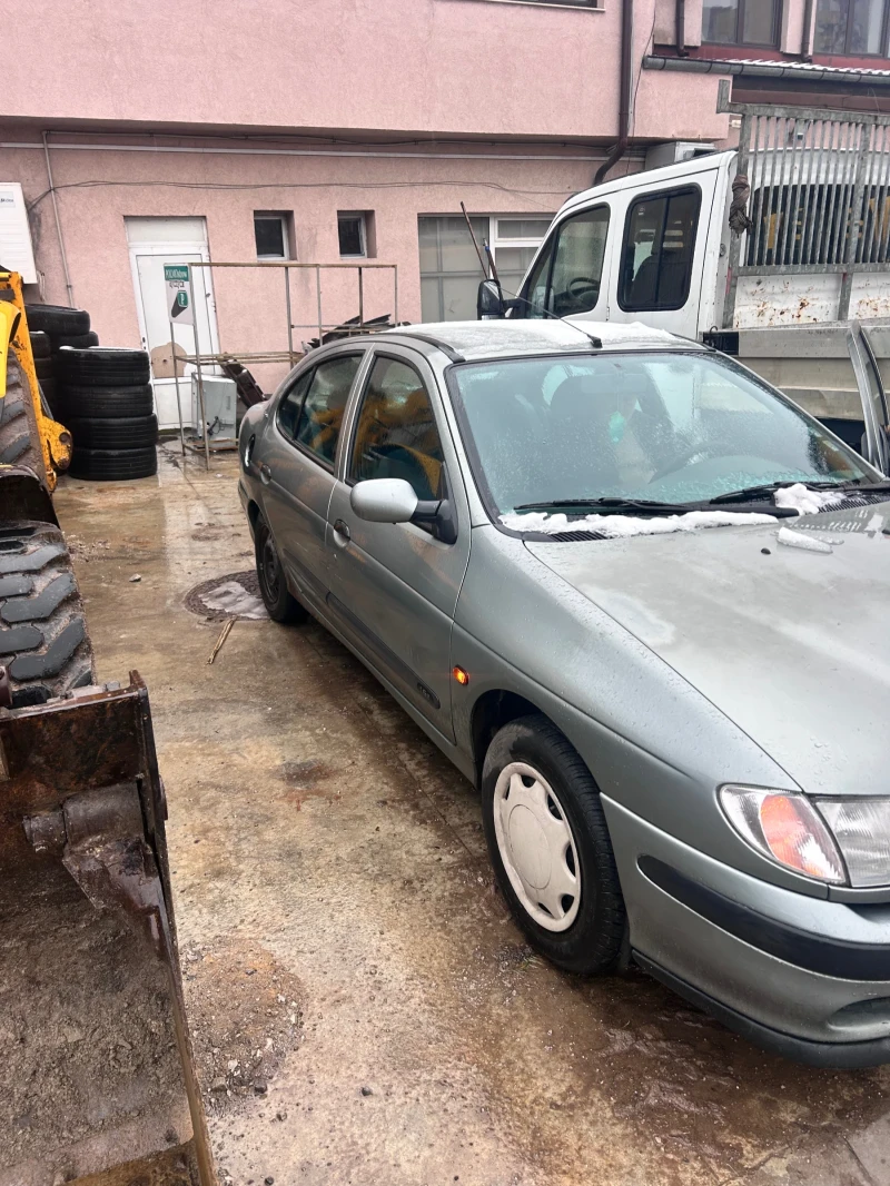 Renault Megane, снимка 3 - Автомобили и джипове - 53058179