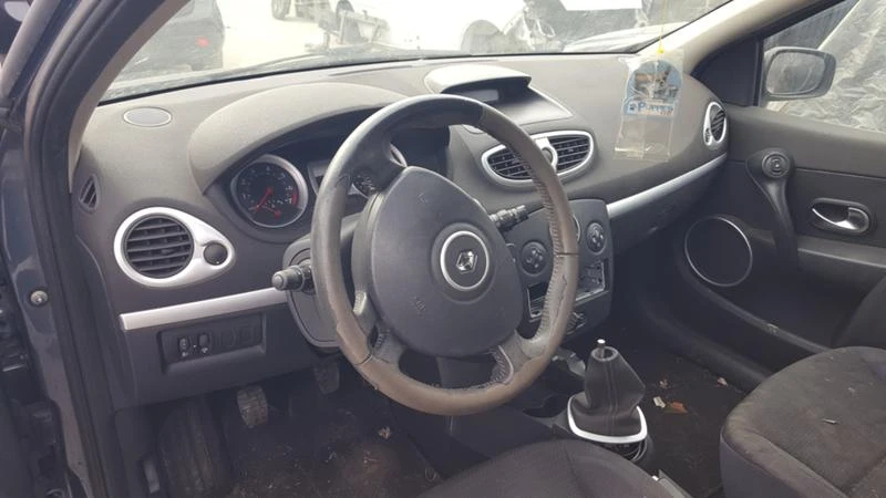 Renault Clio 1.2i 1.5DCI - 3броя, снимка 7 - Автомобили и джипове - 14463908