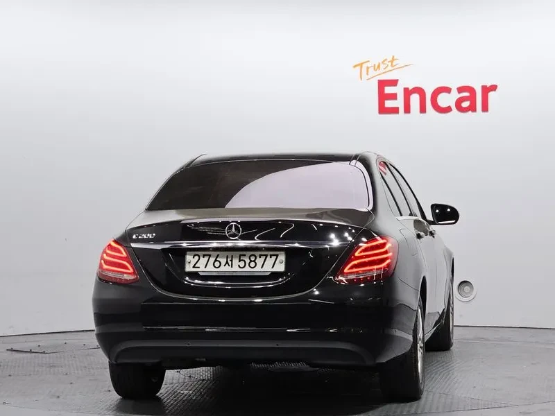 Mercedes-Benz C 200 2.0, снимка 4 - Автомобили и джипове - 54278007