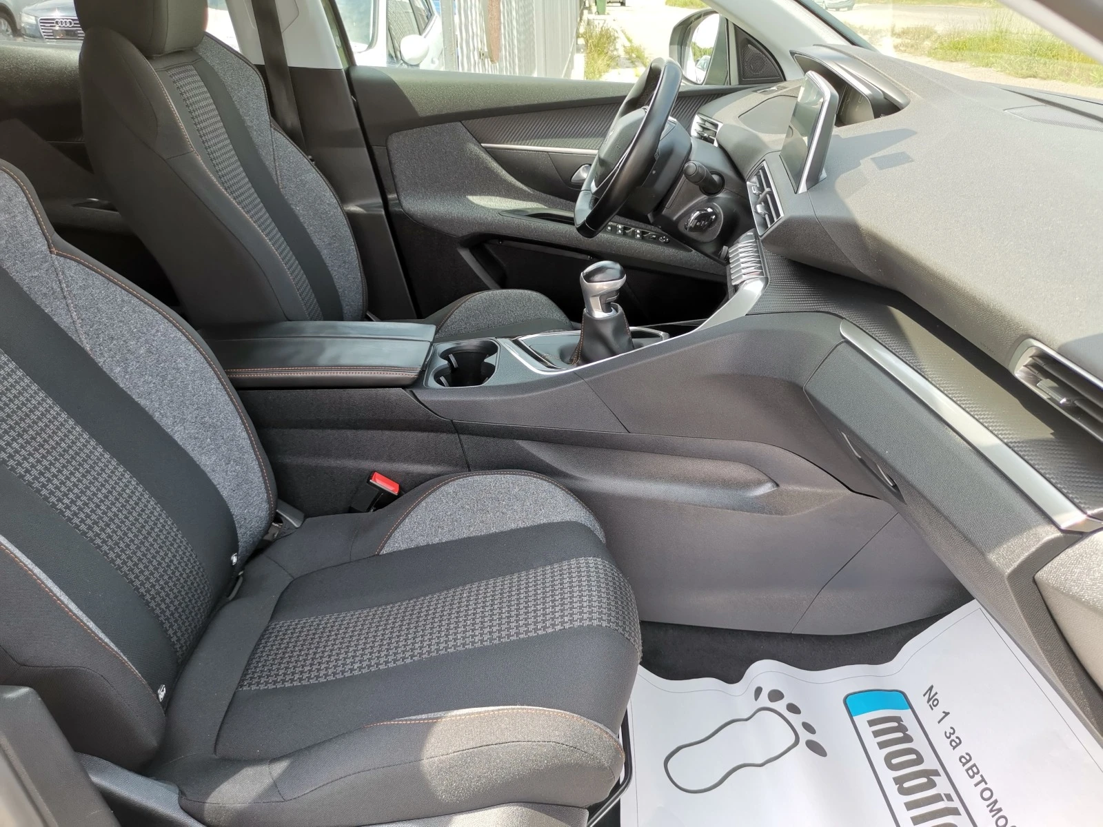 Peugeot 3008 1.5HDI 130cv E6D - изображение 8