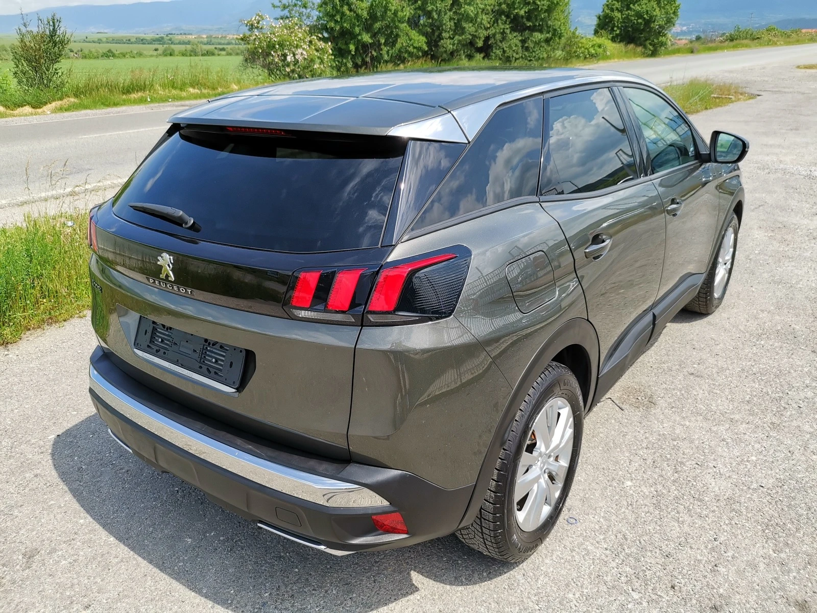 Peugeot 3008 1.5HDI 130cv E6D - изображение 3