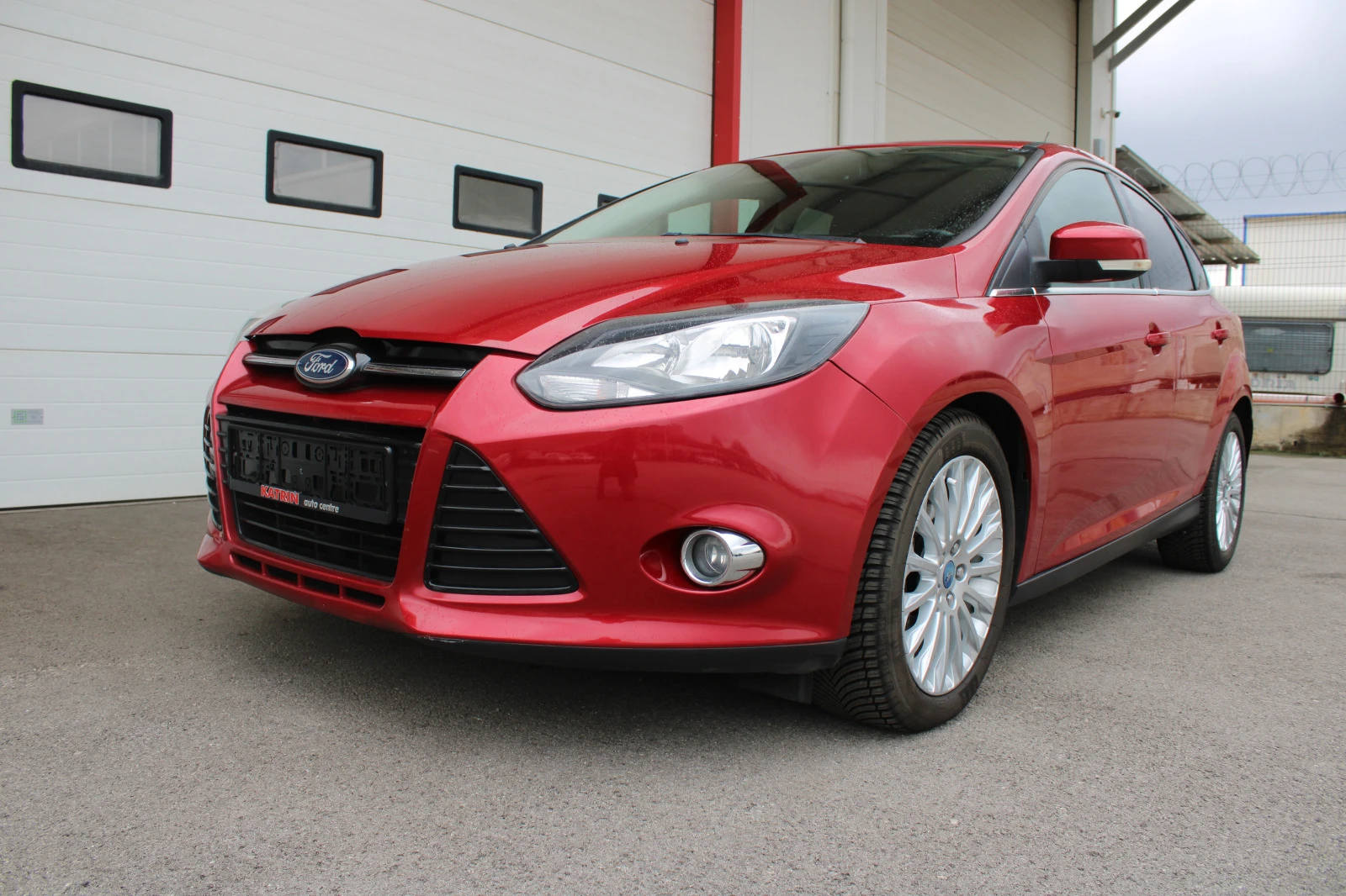 Ford Focus 1.6i - [1] 