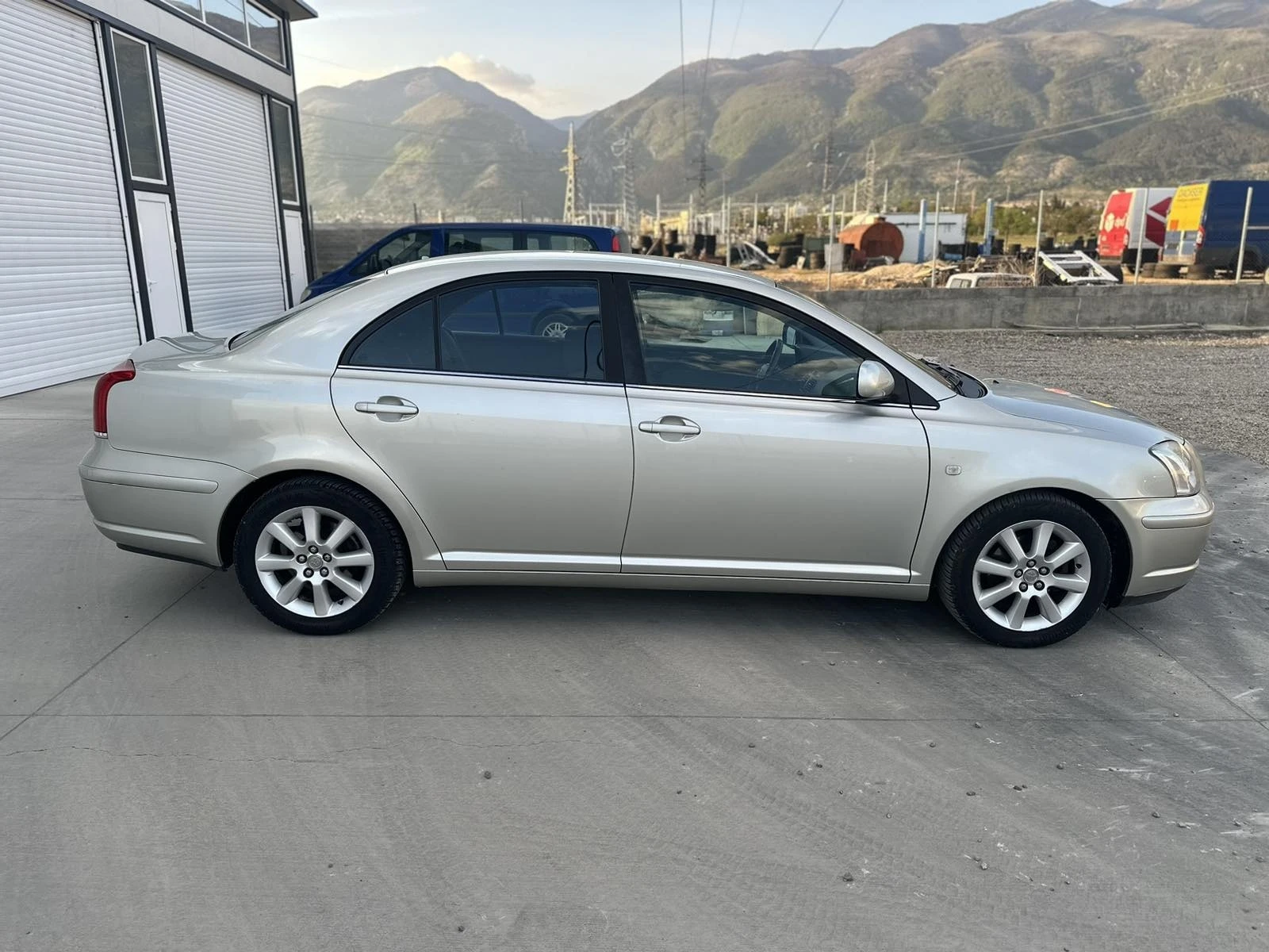 Toyota Avensis 1.8VVTI//129KS//KLIMATRONIK - изображение 6