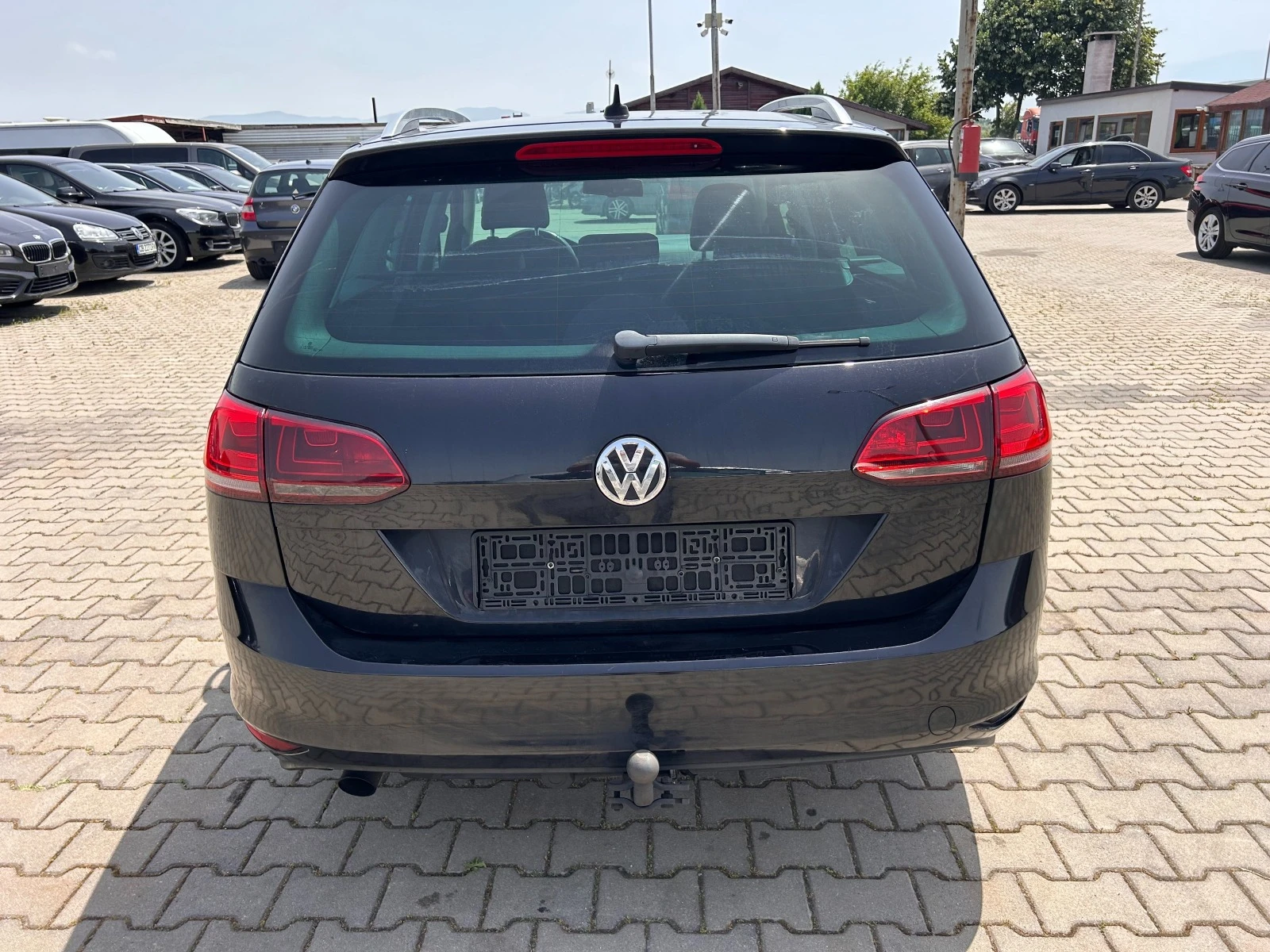 VW Golf 1.6TDI AVTOMAT/NAVI/KOJA EURO 6 ЛИЗИНГ - изображение 7