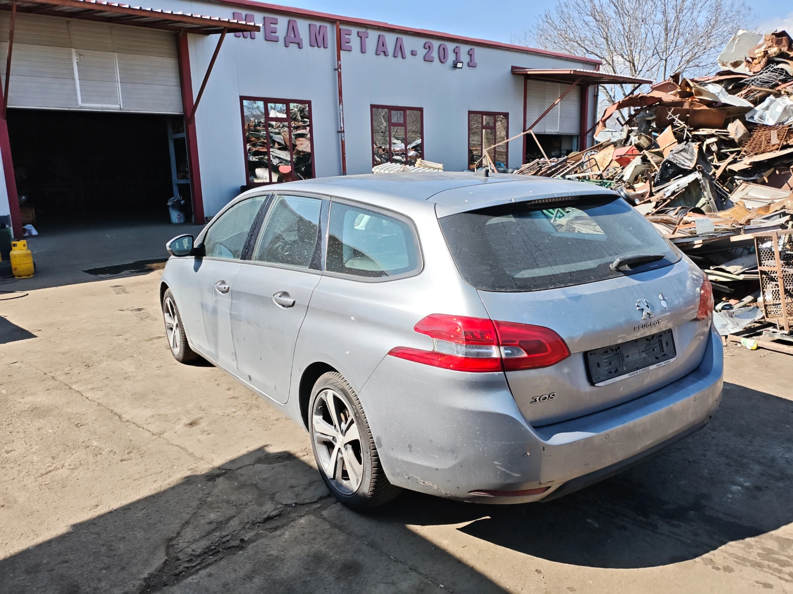 Peugeot 308 1.5hdi, снимка 4 - Автомобили и джипове - 48121841