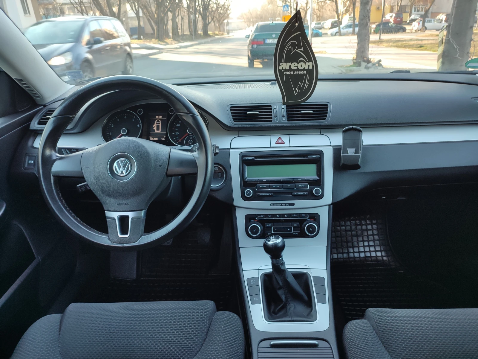 VW Passat  - изображение 8