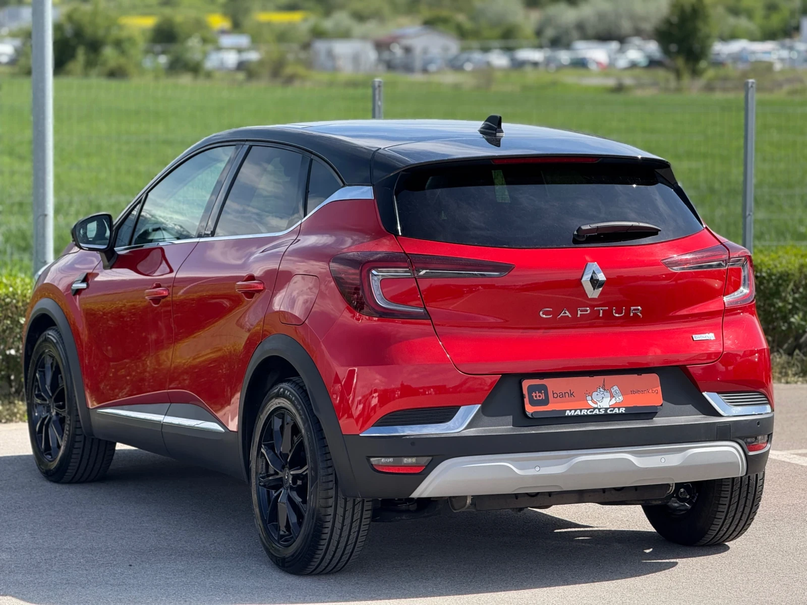 Renault Captur 1.6I PLUG-IN HYBRID* FULL EXTRA* ТОП СЪСТОЯНИЕ*  - изображение 6