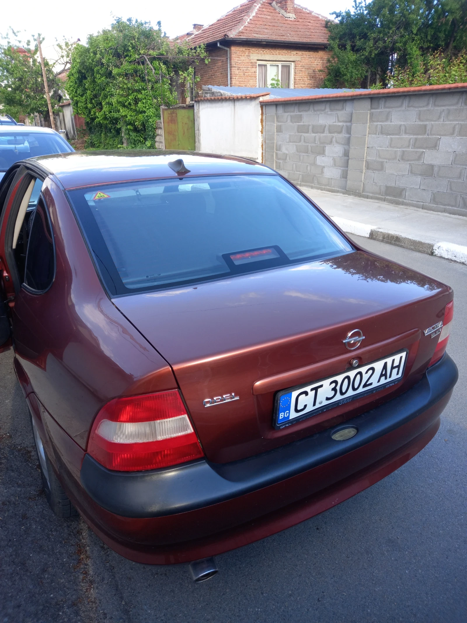 Opel Vectra 1.8 - изображение 6