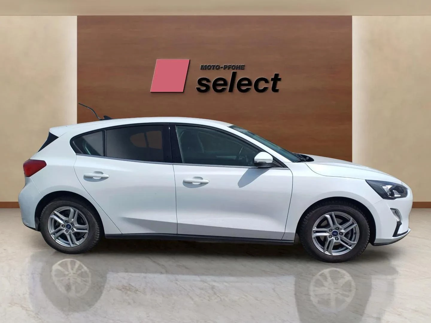Ford Focus 1.0 EcoBoost - изображение 4