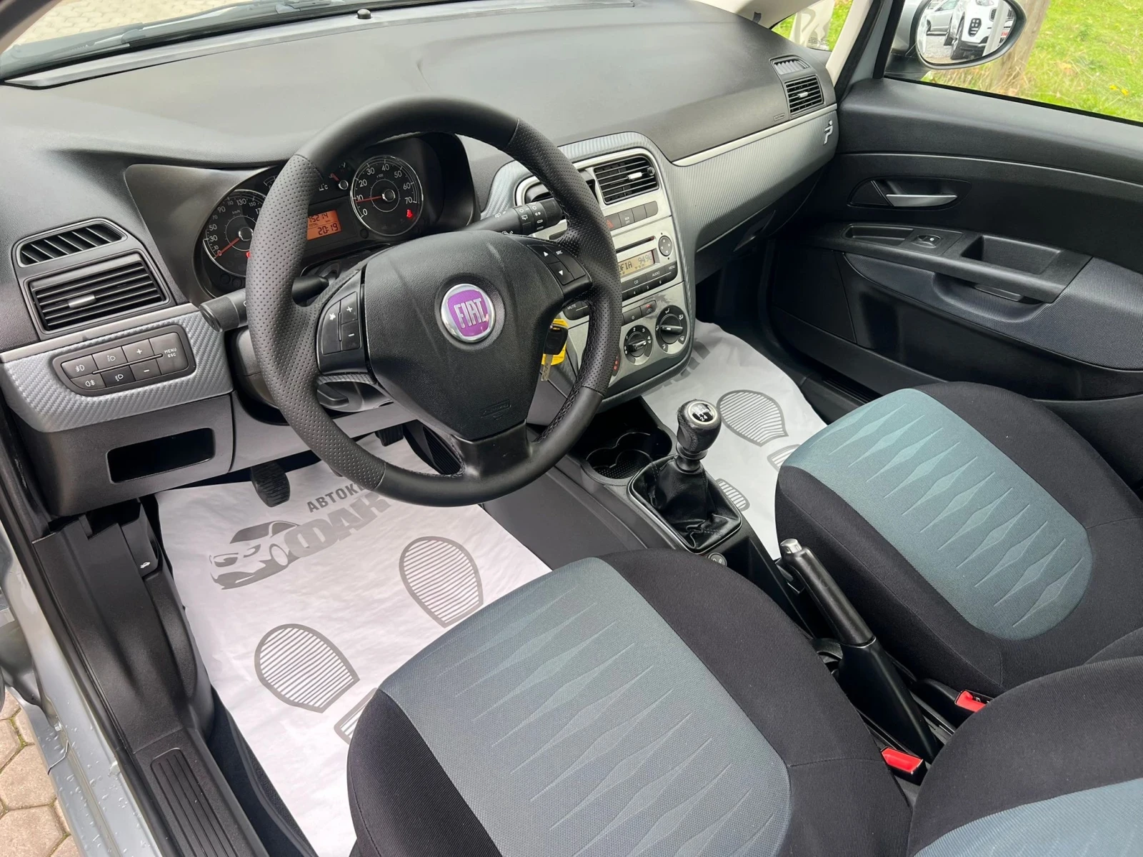 Fiat Punto 1.2i/KLIMA - изображение 6
