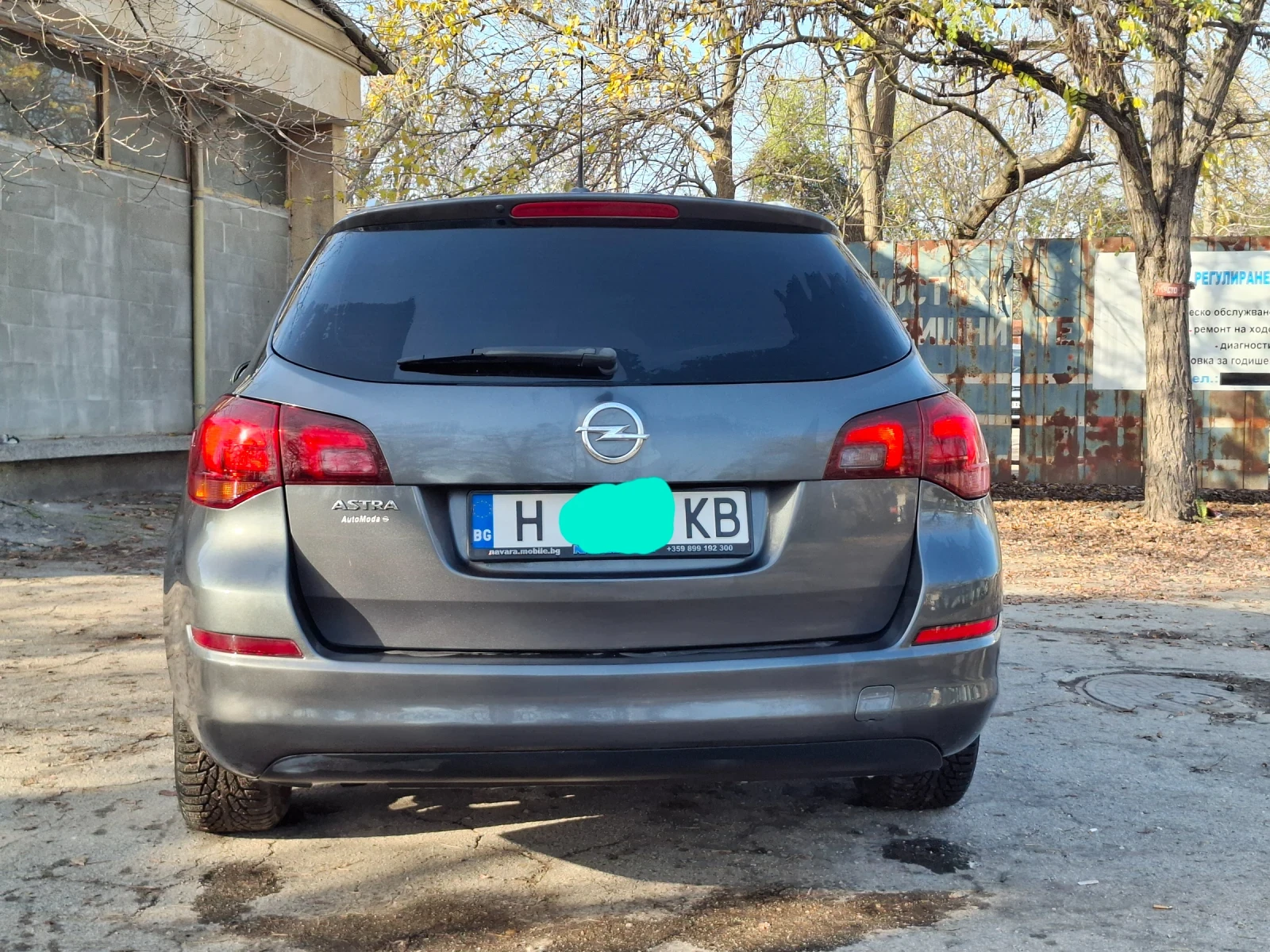 Opel Astra Astra J SPORTS TOURER 1.6i, 115 к.с. - изображение 4