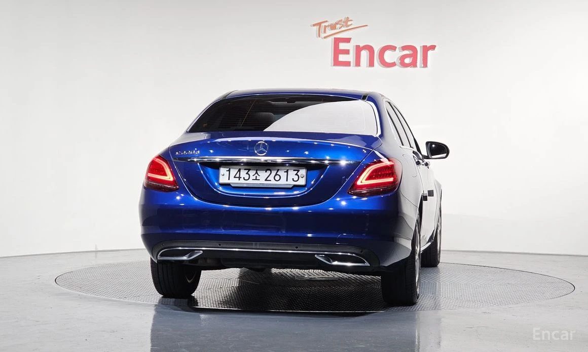 Mercedes-Benz C 220  - изображение 4