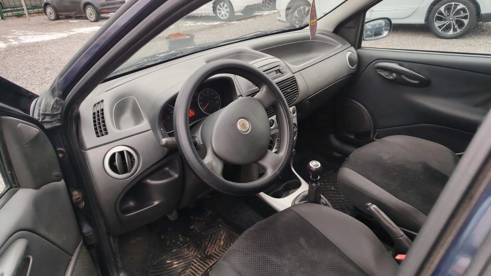Fiat Punto 1.2 i климатик - изображение 8