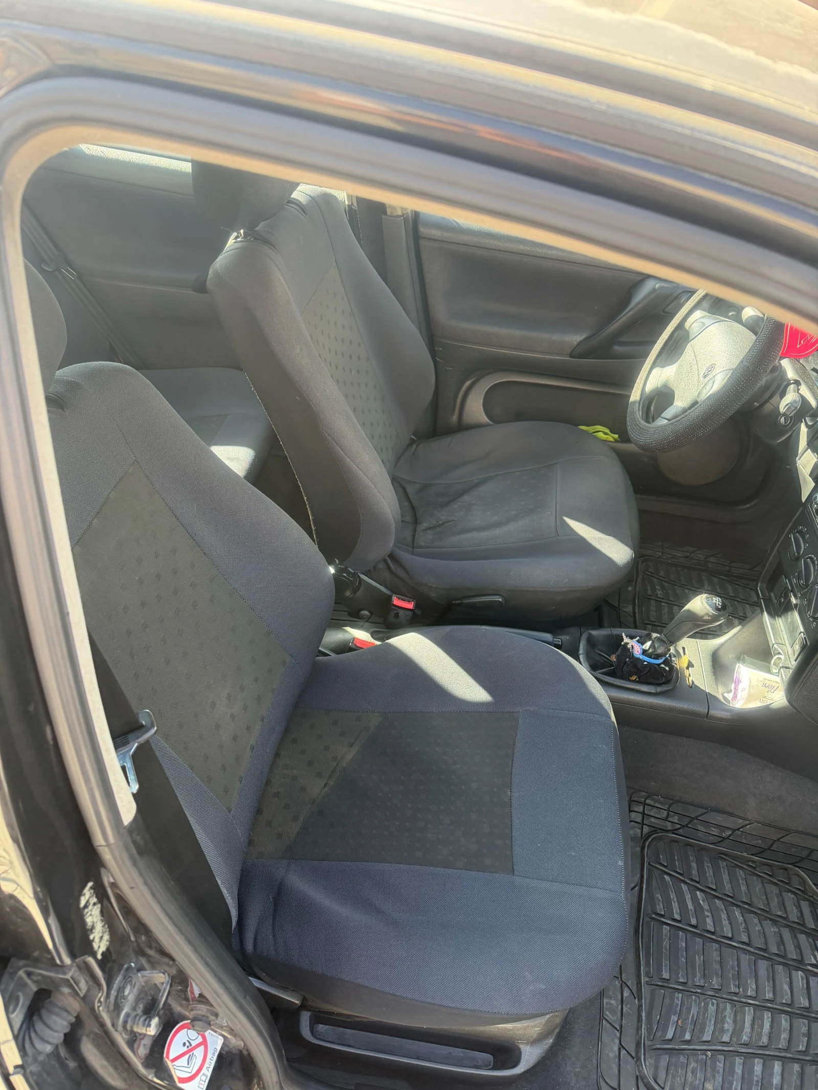 VW Polo 1.0 [УНИКАТ], снимка 5 - Автомобили и джипове - 53828046