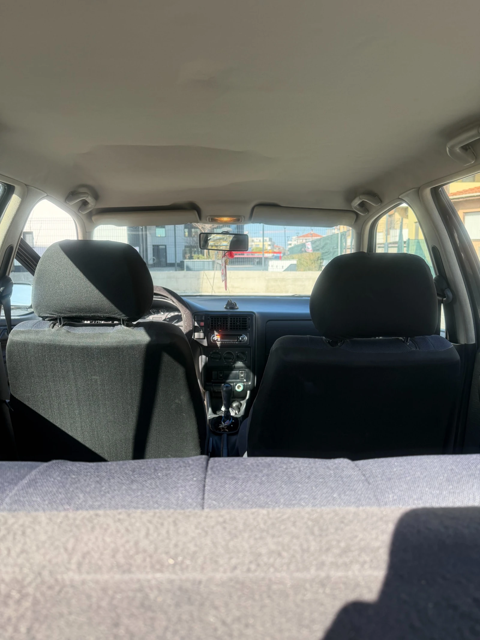 VW Polo 1.0 [УНИКАТ], снимка 4 - Автомобили и джипове - 53828046