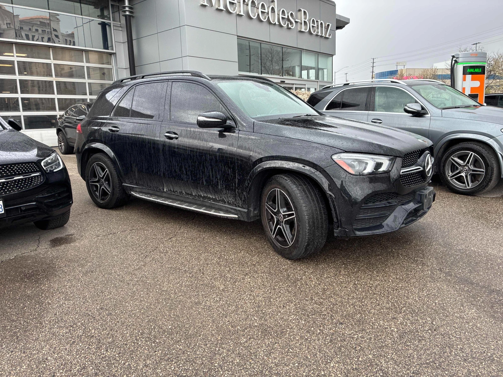 Mercedes-Benz GLE 450 4MATIC, снимка 4 - Автомобили и джипове - 54475074
