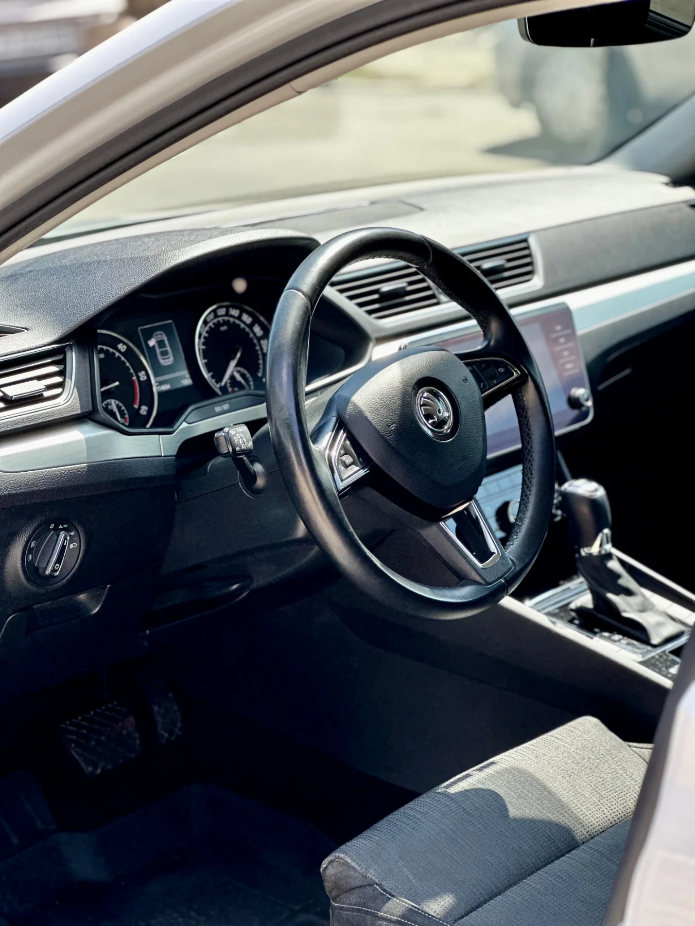 Skoda Superb, снимка 10 - Автомобили и джипове - 54655162