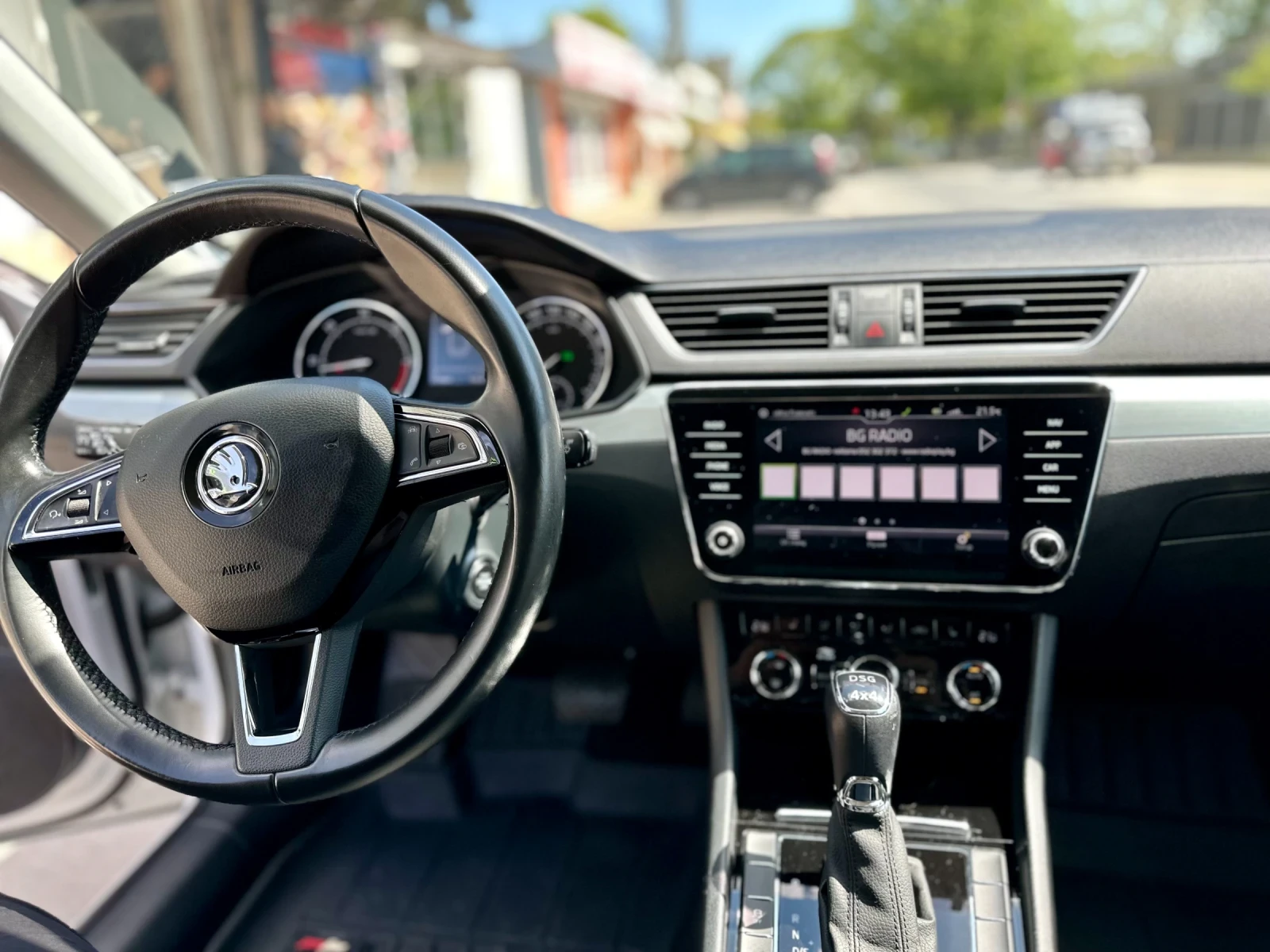 Skoda Superb, снимка 12 - Автомобили и джипове - 54655162