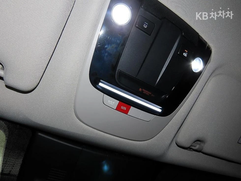 Kia K5, снимка 15 - Автомобили и джипове - 54840302