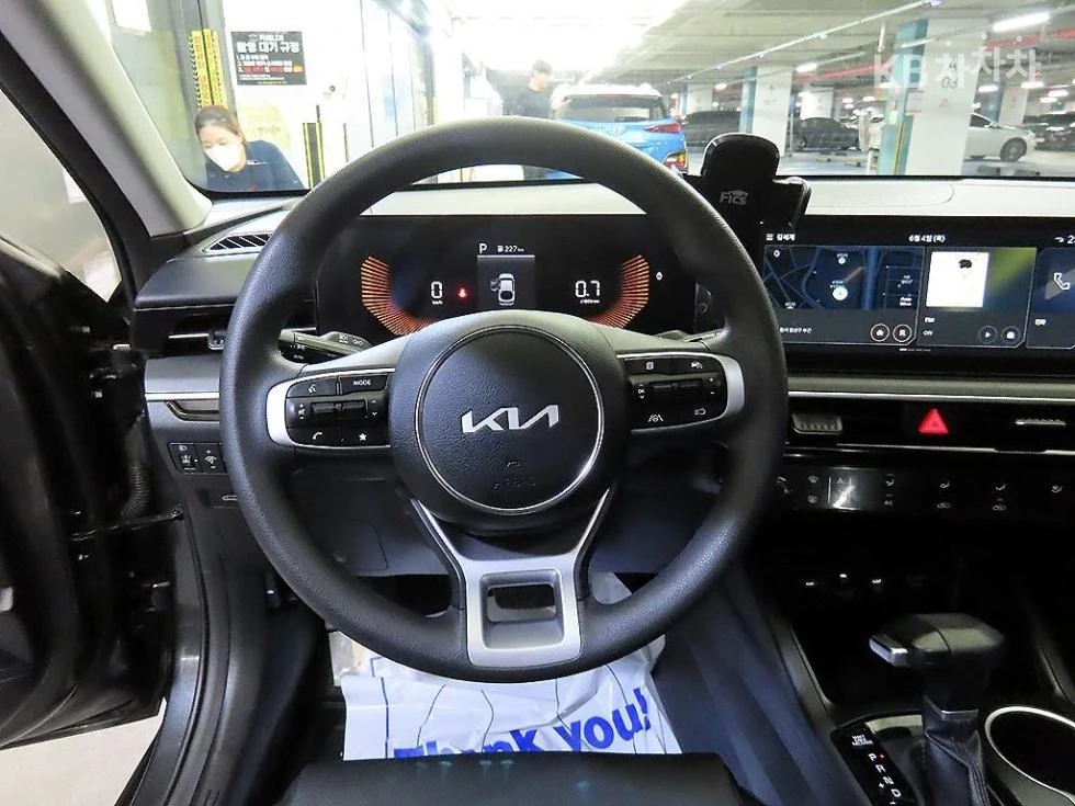 Kia K5, снимка 8 - Автомобили и джипове - 54840302