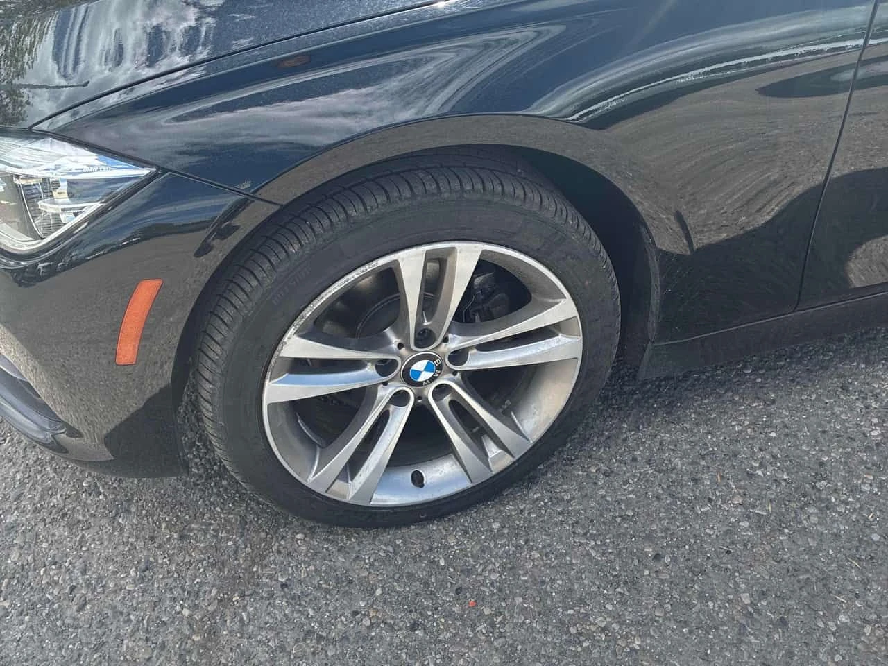 BMW 330 * 330i xDrive * ПОДГРЕВИ * ПАНО * KEYLESS * CARFAX, снимка 7 - Автомобили и джипове - 54858481