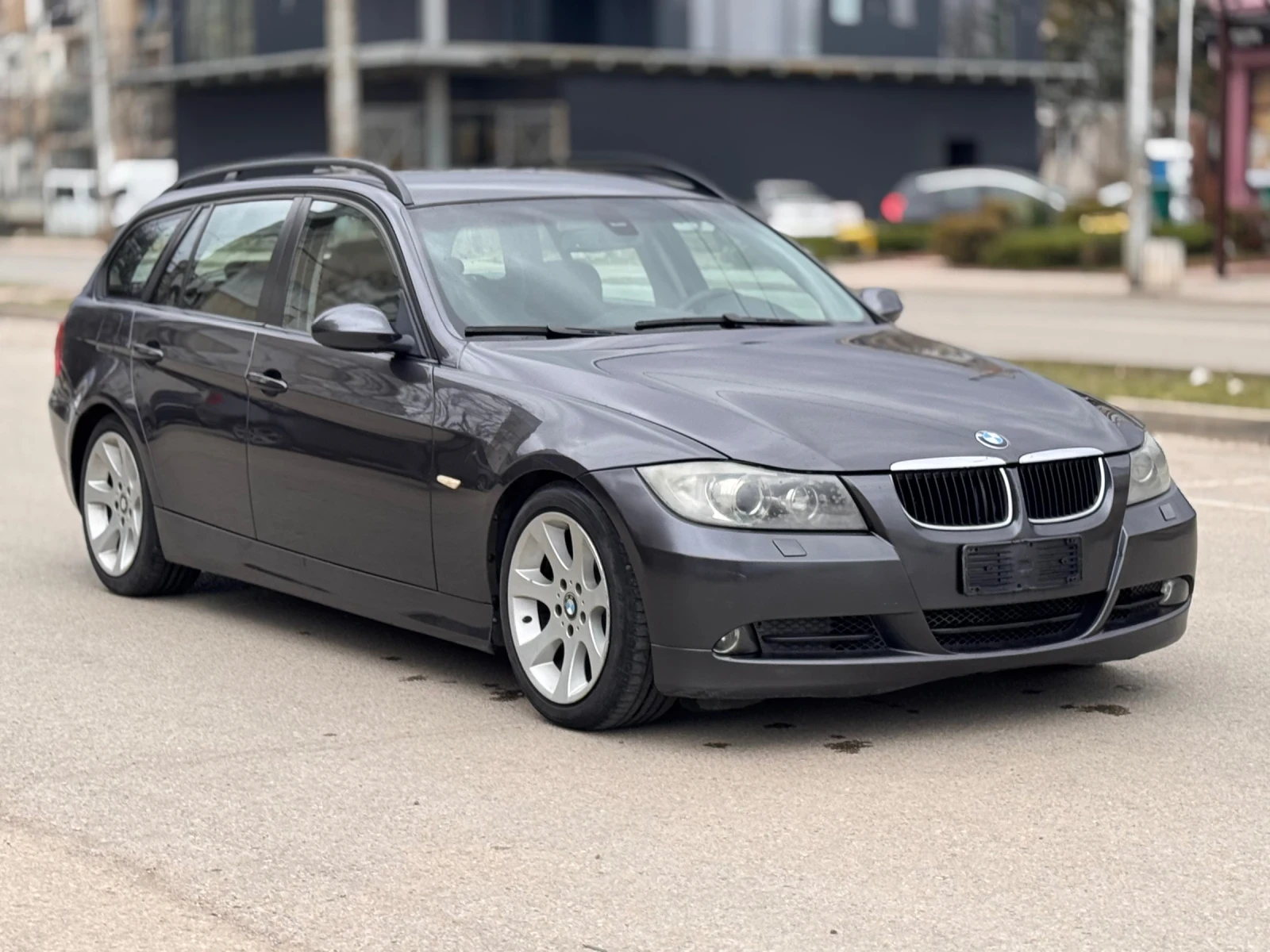 BMW 320 Мултиволан, ксенон, рекаро салон, навигация, снимка 4 - Автомобили и джипове - 55198913