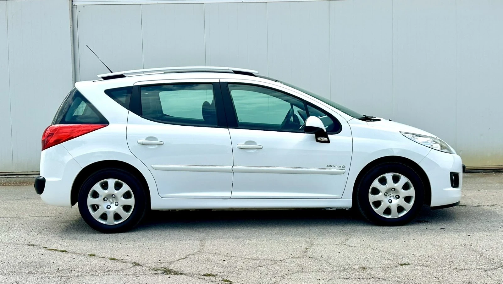 Peugeot 207 SW, снимка 5 - Автомобили и джипове - 55406146