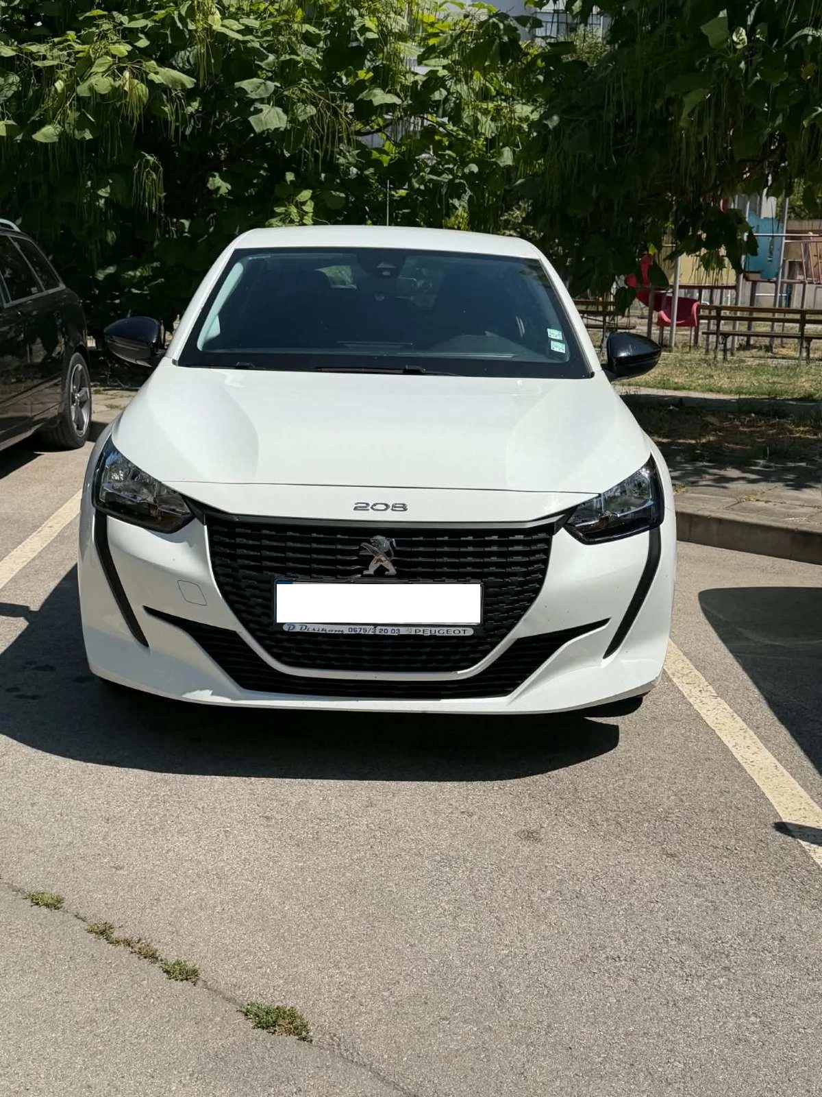 Peugeot 208 1.2 PureTech 75, снимка 2 - Автомобили и джипове - 55483175