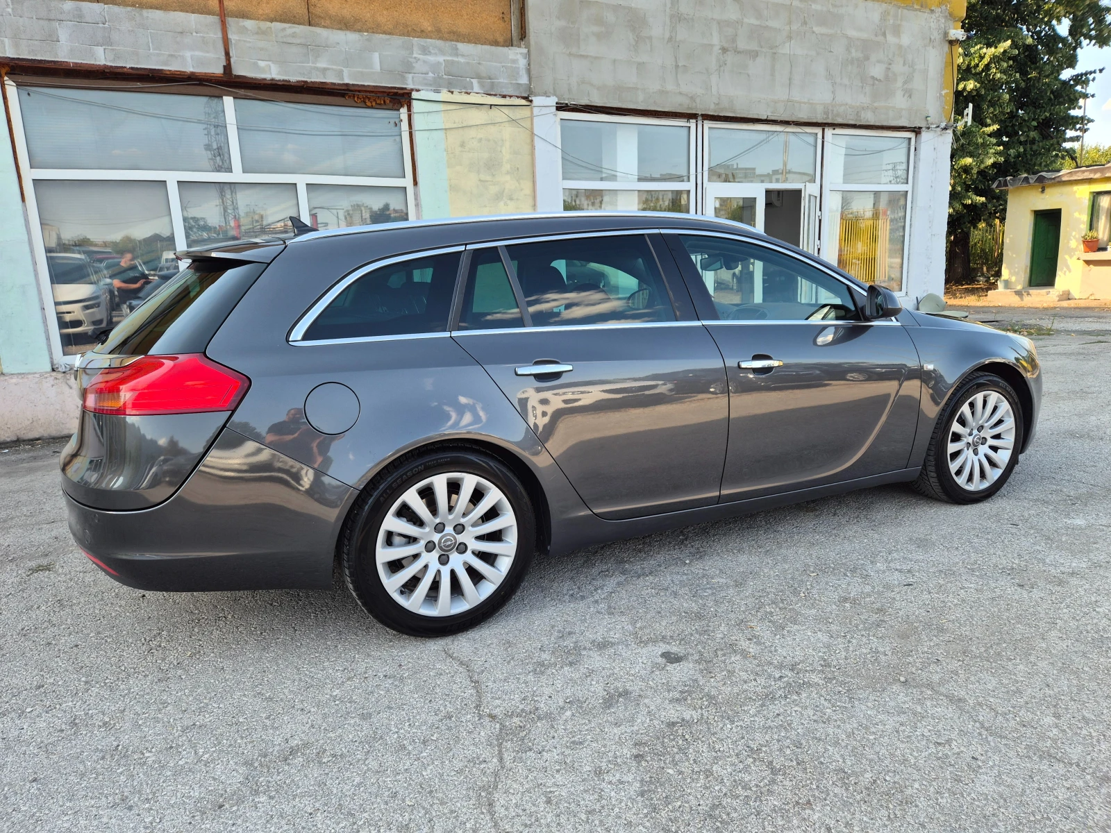 Opel Insignia 2.0CDTI NAVI KLIMA ITALY, снимка 4 - Автомобили и джипове - 55598777