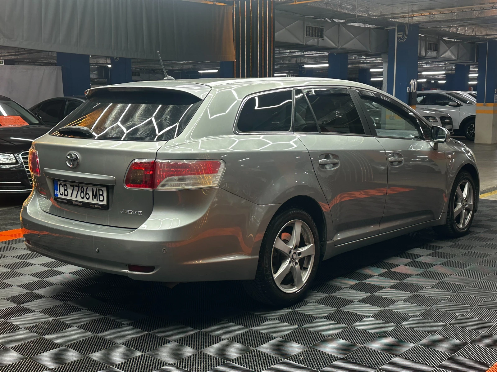 Toyota Avensis 2.2d 150 к.с., снимка 6 - Автомобили и джипове - 55625579