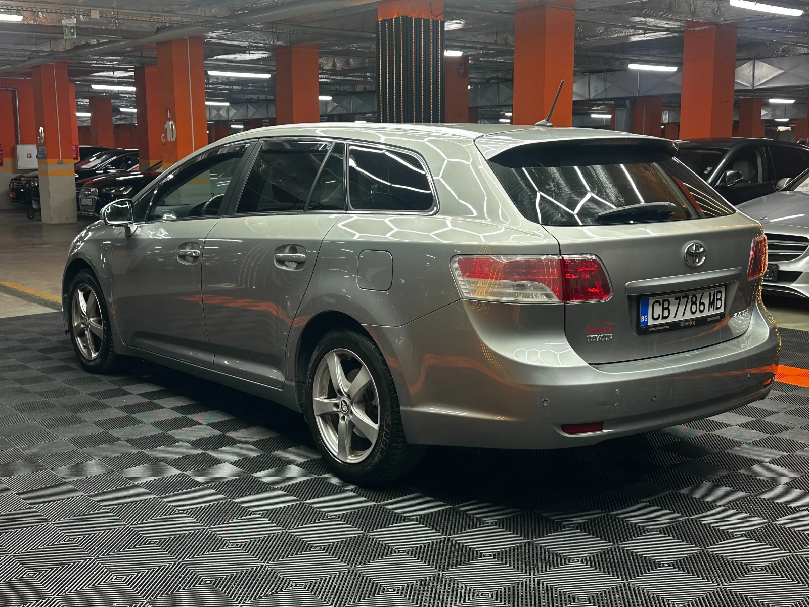 Toyota Avensis 2.2d 150 к.с., снимка 4 - Автомобили и джипове - 55625579
