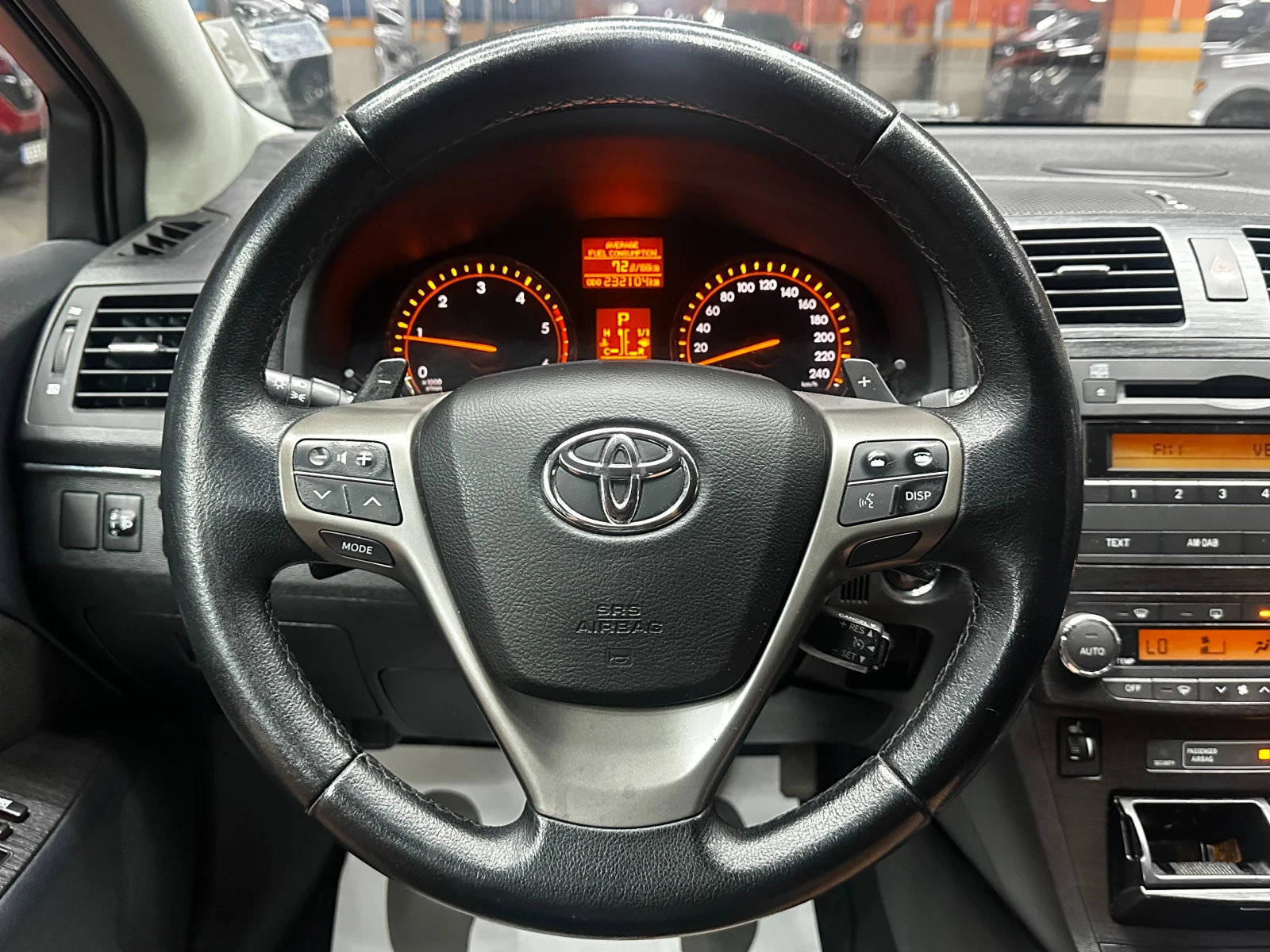 Toyota Avensis 2.2d 150 к.с., снимка 11 - Автомобили и джипове - 55625579