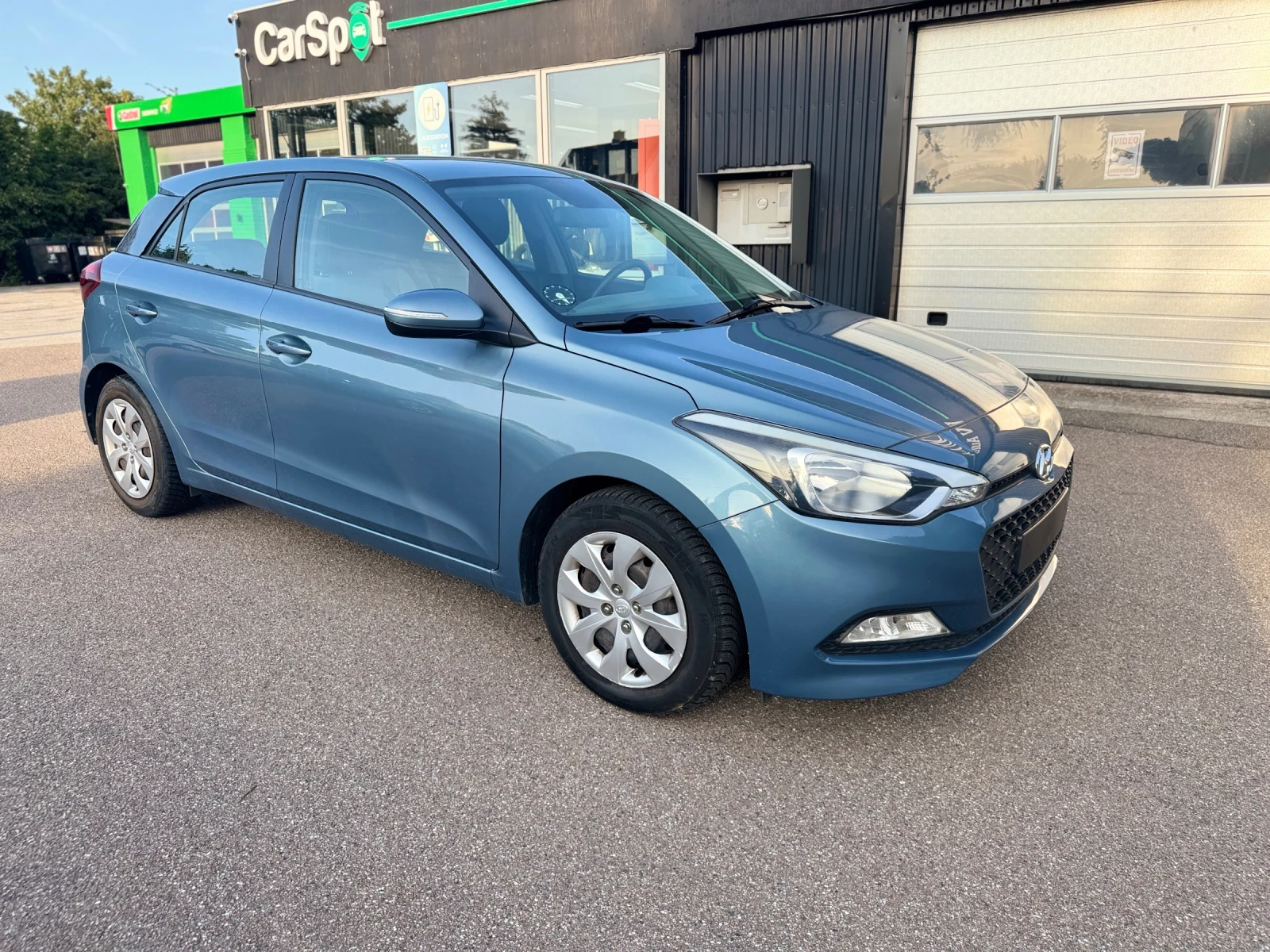 Hyundai I20 Life + , снимка 3 - Автомобили и джипове - 55875337