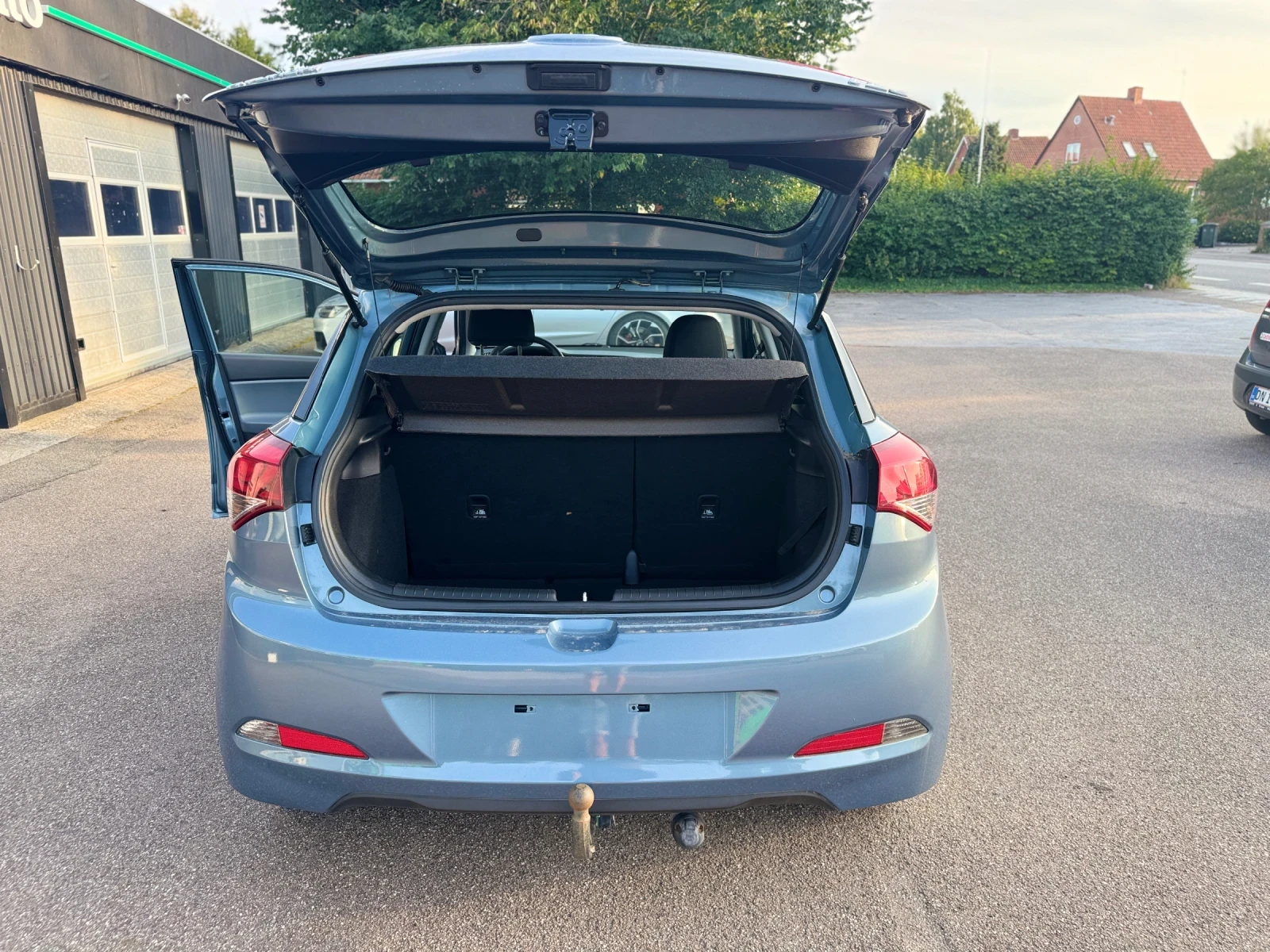 Hyundai I20 Life + , снимка 14 - Автомобили и джипове - 55875337
