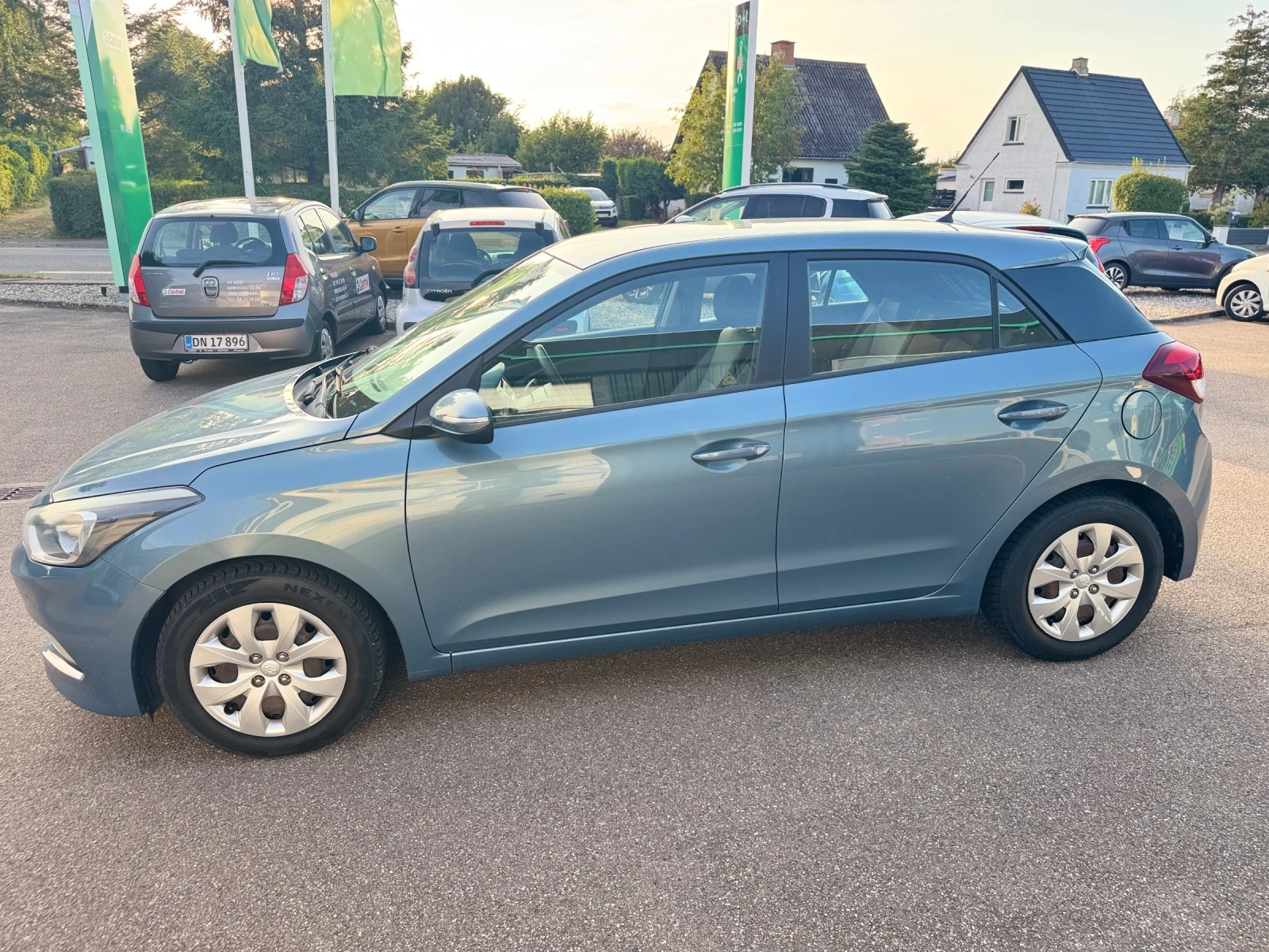 Hyundai I20 Life + , снимка 12 - Автомобили и джипове - 55875337