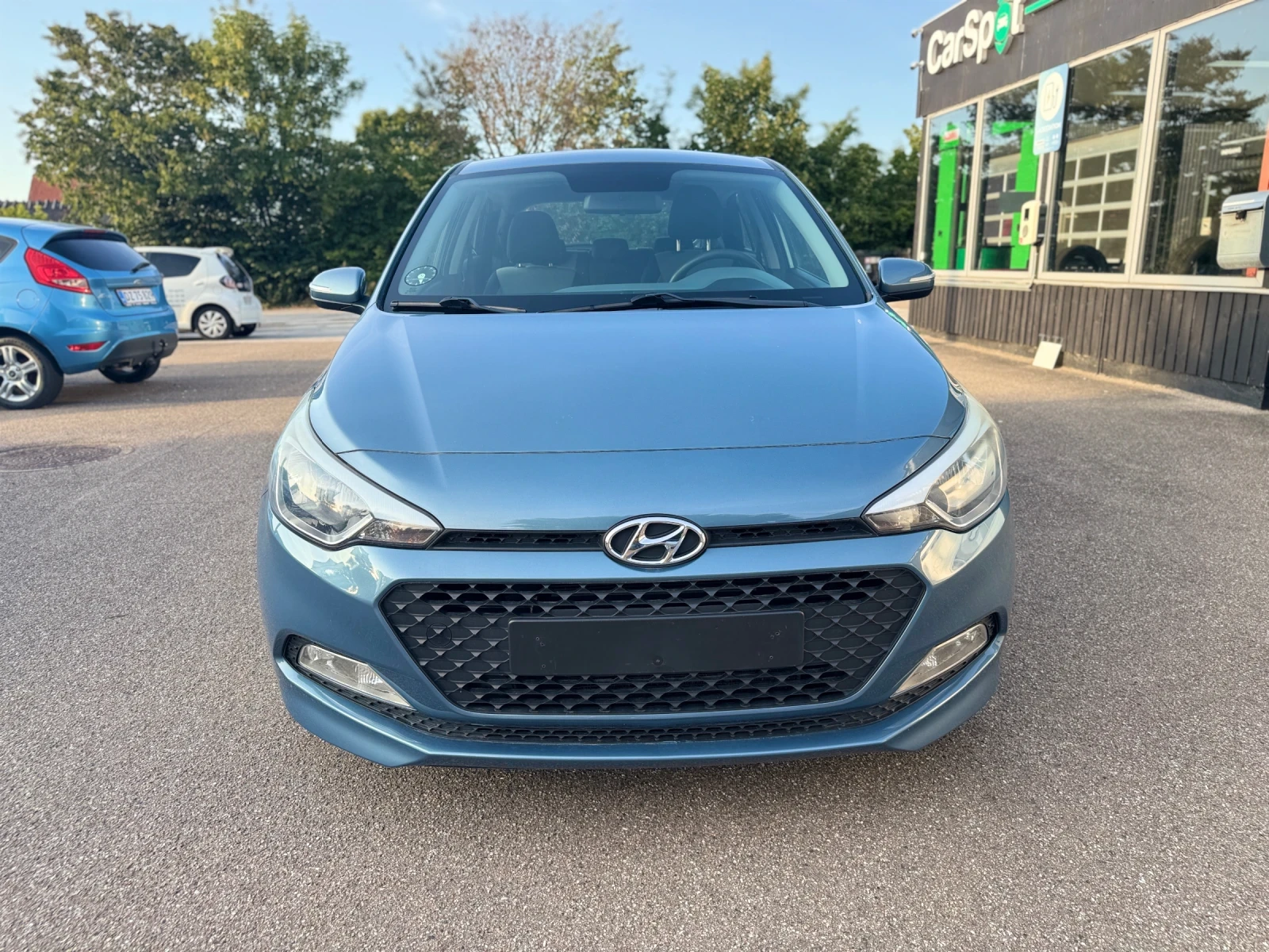 Hyundai I20 Life + , снимка 2 - Автомобили и джипове - 55875337