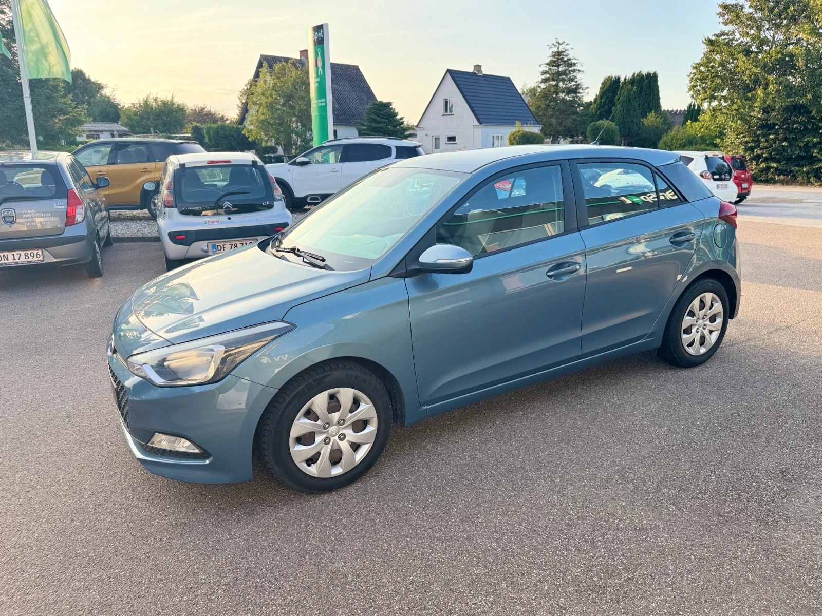 Hyundai I20 Life + , снимка 13 - Автомобили и джипове - 55875337