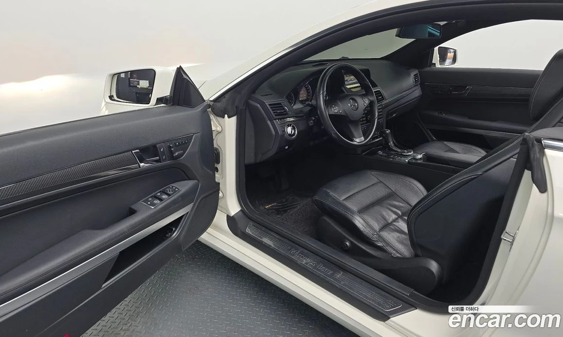 Mercedes-Benz E 350 E350 Coupe, снимка 12 - Автомобили и джипове - 56122898