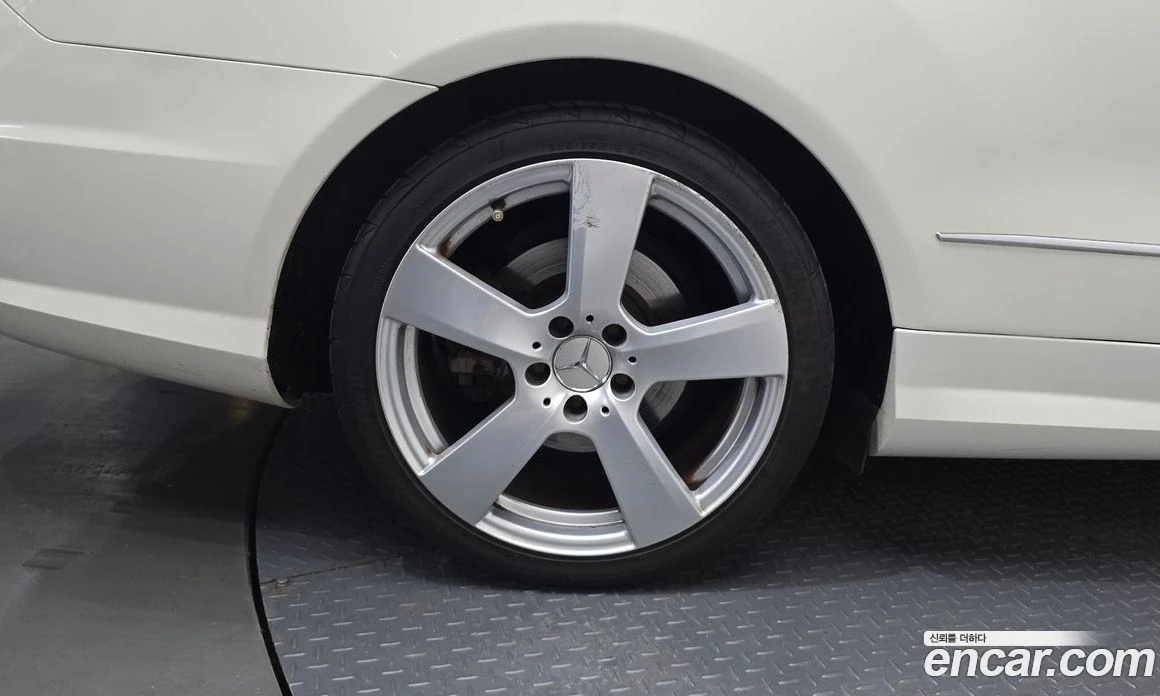 Mercedes-Benz E 350 E350 Coupe, снимка 6 - Автомобили и джипове - 56122898