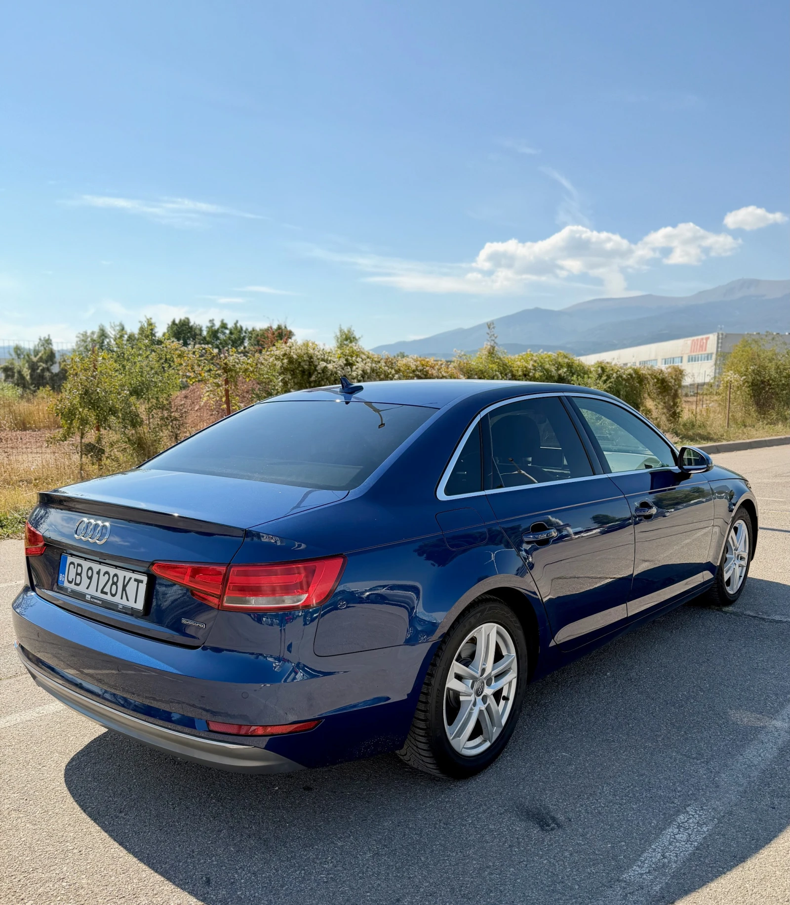 Audi A4 S-line / Quattro / Сервизна История, снимка 3 - Автомобили и джипове - 56130519