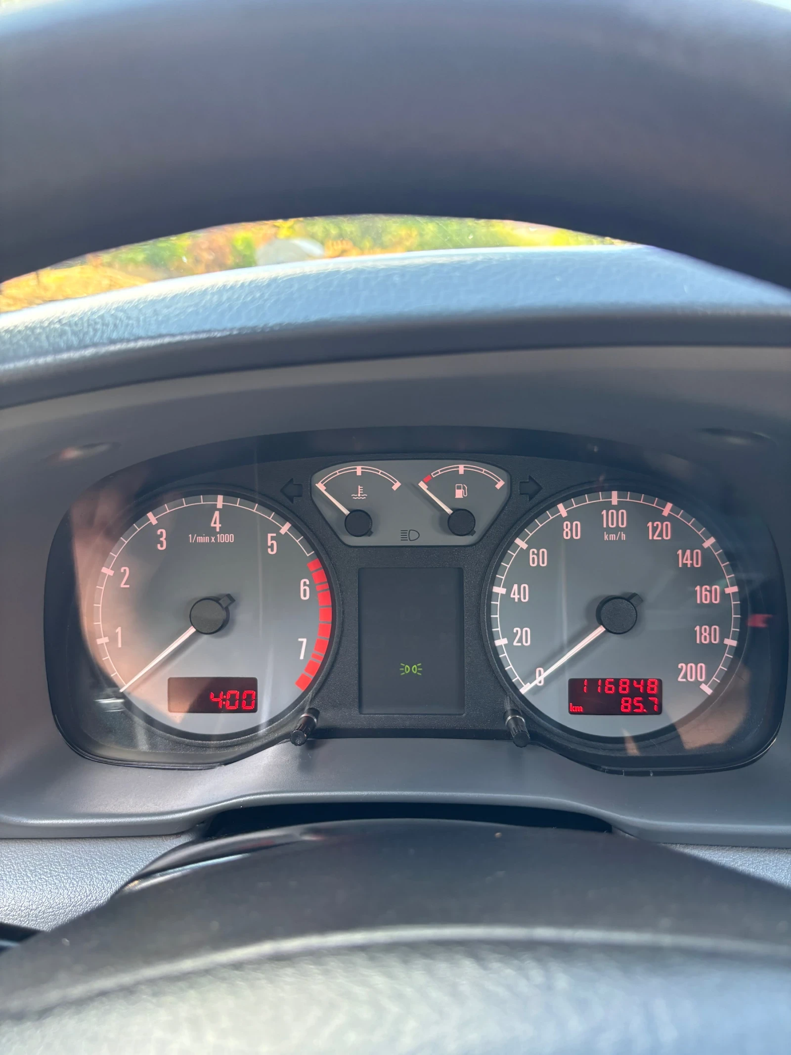 Skoda Octavia 1.6i, снимка 12 - Автомобили и джипове - 56294162