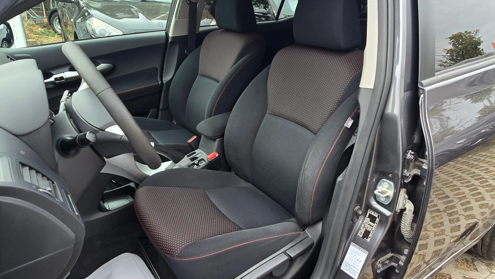 Toyota Auris 1.6i-����-SPORTLINE | Mobile.bg � ����������� 5