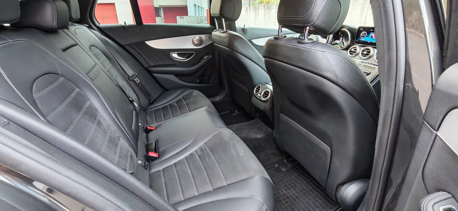 Mercedes-Benz C 220, снимка 12 - Автомобили и джипове - 56646302