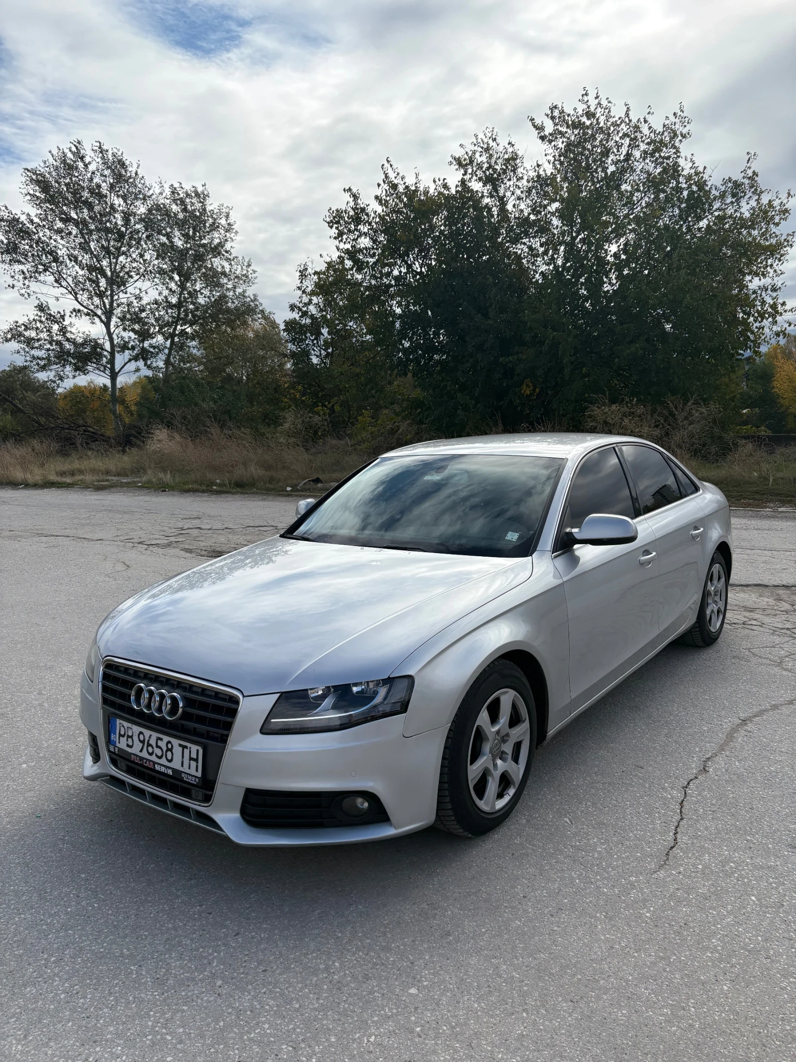 Audi A4 2.0 TDI, снимка 2 - Автомобили и джипове - 56738579