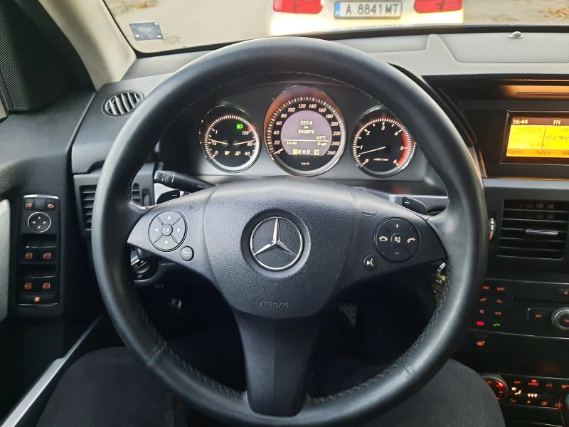 Mercedes-Benz GLK, снимка 5 - Автомобили и джипове - 47985864