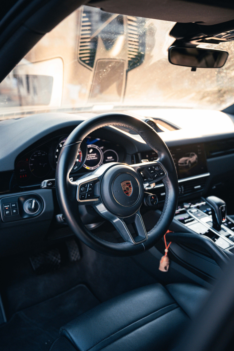 Porsche Cayenne Coupe E-Hybrid , снимка 6 - Автомобили и джипове - 46450455
