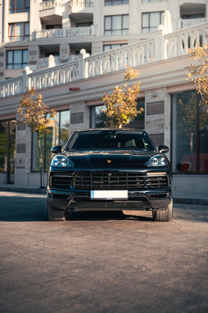 Porsche Cayenne Coupe E-Hybrid , снимка 3 - Автомобили и джипове - 46450455