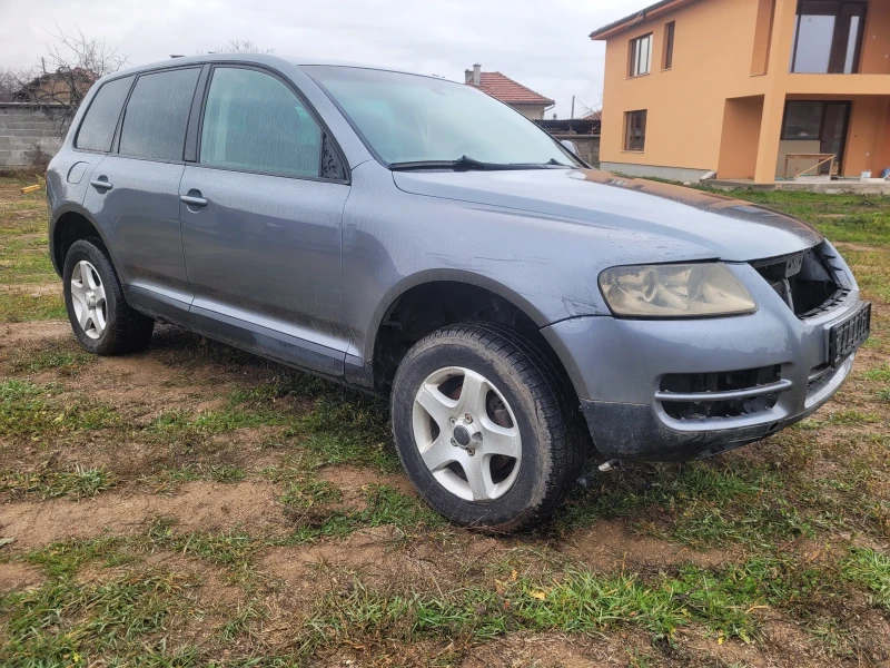 VW Touareg 2.5 TDI, снимка 2 - Автомобили и джипове - 48252449