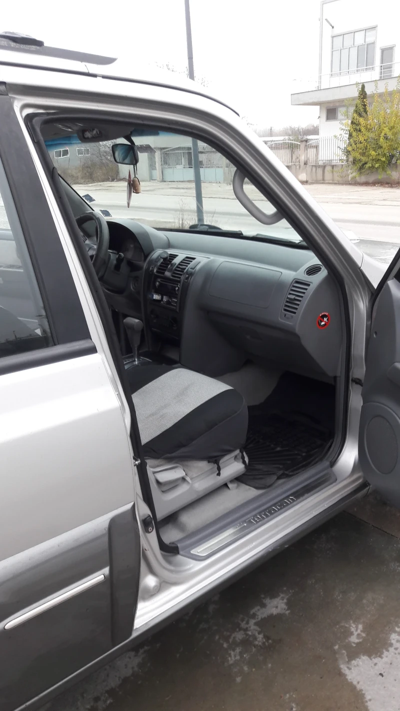 Hyundai Terracan, снимка 6 - Автомобили и джипове - 48920751