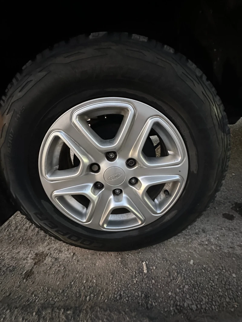 Ford Ranger 2.5 4x4, снимка 14 - Автомобили и джипове - 53032681